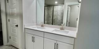 5 Bed, 3.5 Bath Home w/ 2 Car Garage in Harvest Point Gallery 23