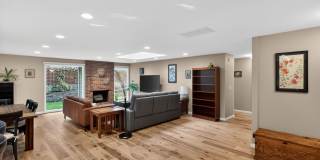 Fully Remodeled Single-Level in Four Seasons — Central A/C, Dual-Pane Windows, Engineered Hardwoods Throughout Gallery 7