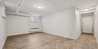 South Josephine Apartments Gallery 10