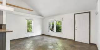 3 Bedroom | 1 Bathroom | 1 Car Detached Garage | Pets Welcome! 3 Bedroom | 1 Bathroom | 1 Car Detached Garage | Pets Welcome! Gallery 6