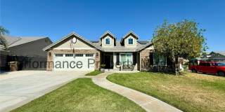 Modern 4 Bed/2 Bath SW Bakersfield Home w/ Solar, Pool & RBP Gallery 1