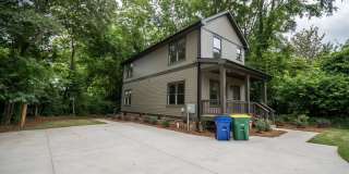 382 N Chase St Gallery 21