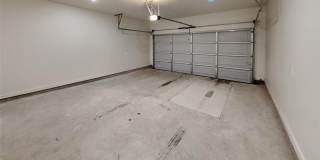 Luxury 3 Bedroom 2.5 Bathroom Duplex in Piedmont Schools with a 2 car garage (Neighborhood Park) Gallery 18