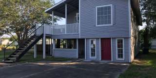 Gorgeous and spacious home in Danbury, Just remodeled and move in ready! Gallery 1