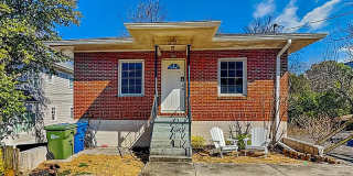 2 Bedroom 1 Bath in Prime Location 2 Bedroom 1 Bath in Prime Location Gallery 1