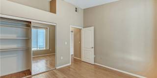 2305 W Horizon Ridge Parkway Gallery 19