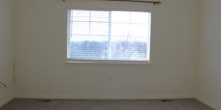 Beautiful 3 BR/3 1/2 BA Townhouse in Stonegate!! Gallery 16