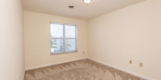 Walk to UC & UC Medical | 1BR/2BR Apartments Gallery 83