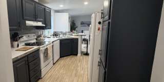 220 Taylor Drive Gallery 21