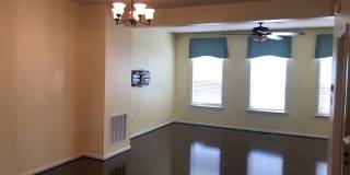 Suncrest Village- 3 Bedroom, Bonus Room and 3.5 Bathroom Townhome- Available Now! Gallery 13