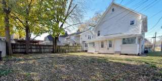 Newly Remodeled 3BR/1.5BA Townhome - Bates Hendricks Gallery 20