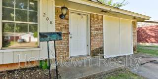 208 W Shadywood Drive Gallery 3