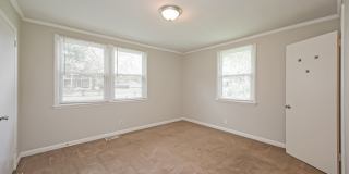 629 Brook Drive Gallery 12
