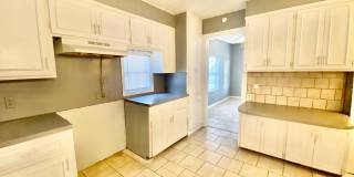 Handyman Special $0 First Month's Rent / “You fix, you SAVE BIG!!” Contact Mayshell for details: 806 704-3055 ext 2 Gallery 8