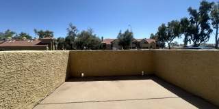 ELLIOT PLACE CONDOMINIUMS UPDATED/REMODELED GROUND FLOOR 1 BED PLUS DEN UNIT WITH 1 CAR GARAGE Gallery 7