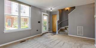 3238 N KILBOURN Avenue Gallery 8