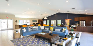 Highland Park Gallery 26