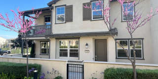 Spacious 3 bedroom, 3-bathroom condo for rent Gallery 1