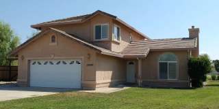 LARGE 3 BED 3 BATH HOUSE IN LAKE CALIFORNIA Gallery 1