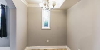 Cozy & bright 1 Bd/1Bth condo in Brookland House Condominium! Gallery 10