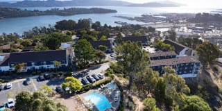 Summit at Sausalito Apartments Gallery 21