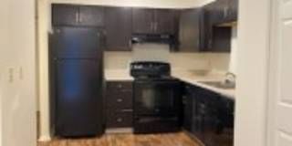 Royal Arms of Bowling Green Gallery 13