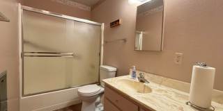 2 Bedroom in a beautiful woodsy location! Gallery 12