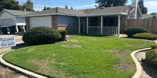 Newly remodeled 3 Bedroom 2 Bathroom in SW Visalia!! Newly remodeled 3 Bedroom 2 Bathroom in SW Visalia!! Gallery 1