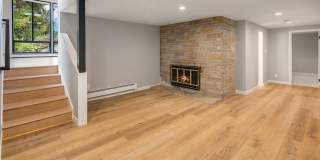 Stunning Remodeled Hunts Point Home for Rent Gallery 1