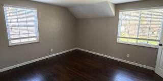 713 S Broadleigh Rd. Gallery 14