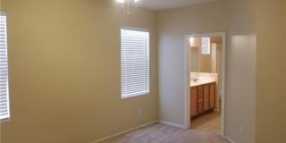 Centennial Hills 3 Bedroom Home! Gallery 11
