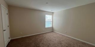 Bright-Sunny 4 Bedroom, 2.5 Bathroom Home - Mooresville Graded Schools - Fresh Paint - Fenced Yard - Community Pool Gallery 18