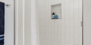 Gorgeous 3 bedroom end unit townhome with garage Gallery 25