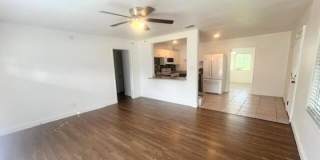 2713 Silver Lake Drive Gallery 1