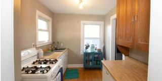 Charming Home in Heart of Rock Island Charming Home in Heart of Rock Island Gallery 3