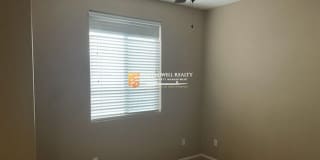 5 Bedroom, 2 1/2 Bath Available Now! Gallery 6