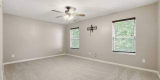 Spacious 4BR Home with New Carpet & Fenced Backyard Gallery 20