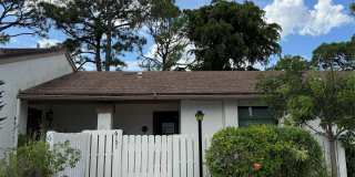 6101 Woodlake Boulevard Gallery 1