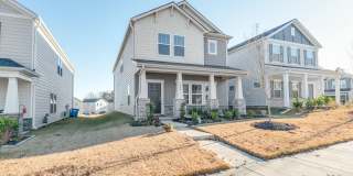 Beautiful 4 bedroom home in Belmont! Gallery 1