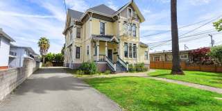 2061 Central Ave #2 - 1 bedroom | 1 bath Gallery 3
