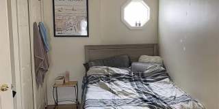 Modern Triplex Apartment with 1 Parking Included.  Conveniently Located.  NO FEE Gallery 6