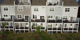 Spacious 3BR Townhome in Elkridge Gallery 8