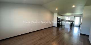 3 bed house behind Crown Pointe Park! Gallery 4