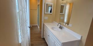 3221 Kings Realm Avenue Gallery 36