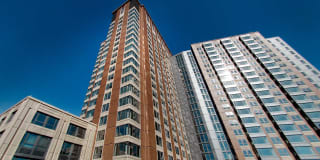 660 Washington Gallery 17