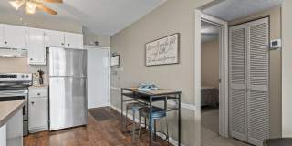 Close to the beach Gallery 32