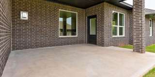 Beautiful! 4-Bed Home in Mustang Gallery 38