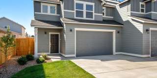 Brand-New Bend Townhome with Private Yard & Two-Car Garage Gallery 1