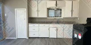 Charming 2 Bedroom Charming 2 Bedroom Gallery 6