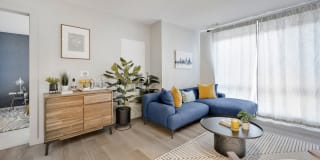 1550 on the Charles Gallery 2